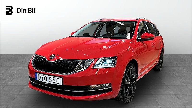 Begagnad Skoda Octavia Style 150 HK (110 kW) 2018 Corrida red Kombi