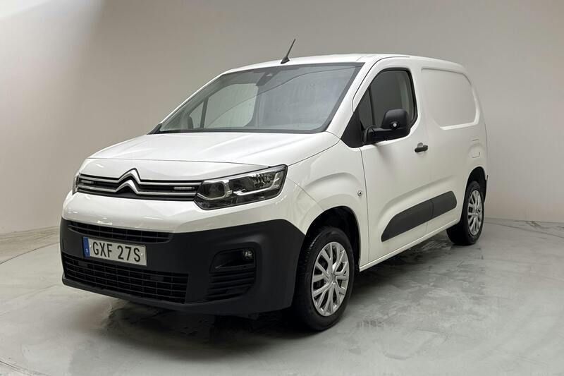 Vit Begagnad 2021 Citroën Berlingo Minibuss | 140 000 kr - Bild 1/4