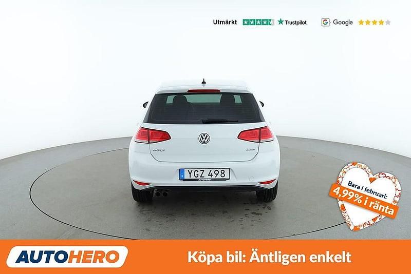 Begagnad VW Golf VII 126 HK (92 kW) 2016 Vit Halvkombi