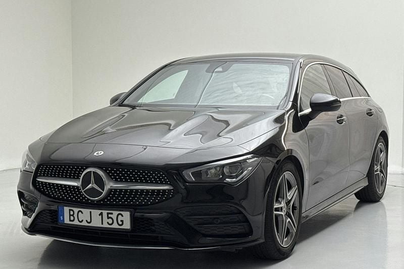 Svart Begagnad 2021 Mercedes CLA200 Shooting Brake AMG line Kombi | 269 900 kr (Marknadspris) - Bild 1/4