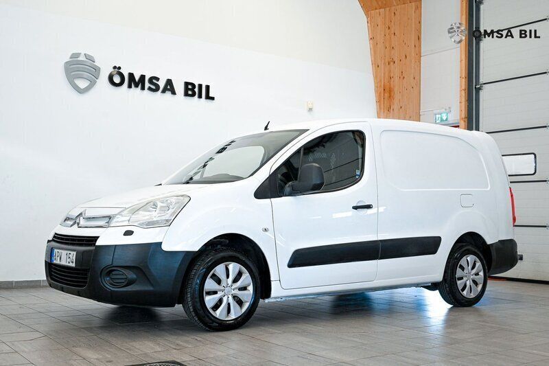 Vit Begagnad 2010 Citroën Berlingo Minibuss | 39 800 kr (Marknadspris) - Bild 1/4