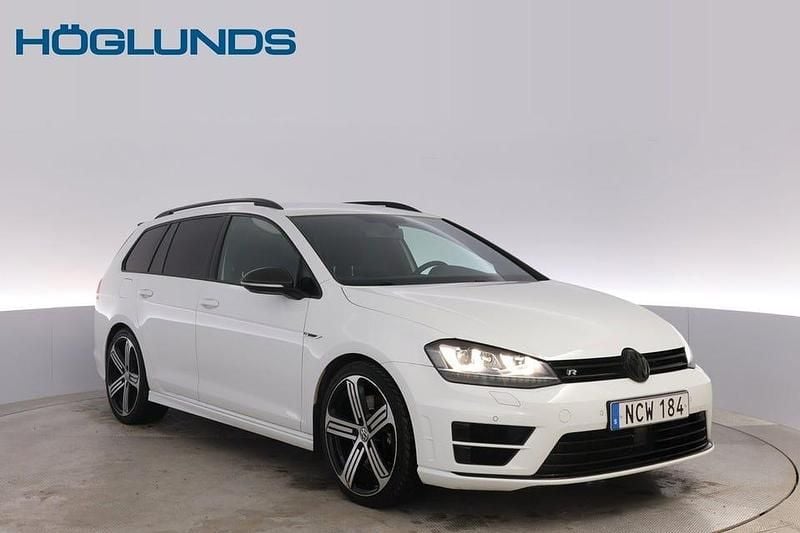 Begagnad VW Golf VII R 301 HK (221 kW) 2016 Vit Kombi