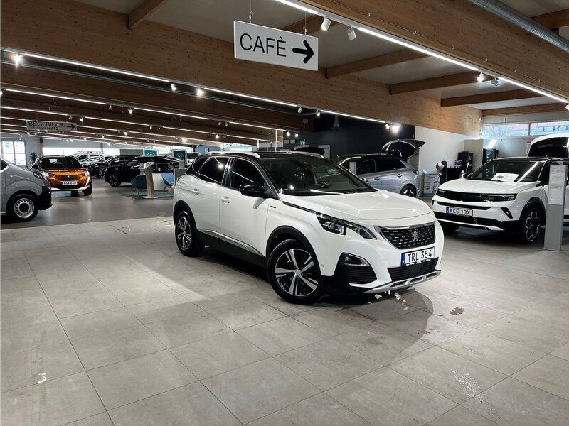 Vit Begagnad 2018 Peugeot 3008 GT-line SUV | 189 900 kr (Marknadspris) - Bild 1/4