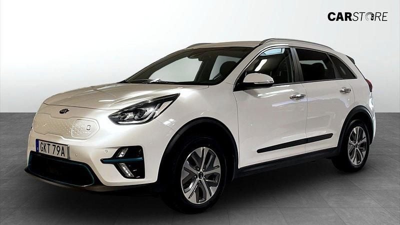 Vit (white) Begagnad 2019 Kia e-Niro 2 SUV | 199 900 kr (Superpris) - Bild 1/4