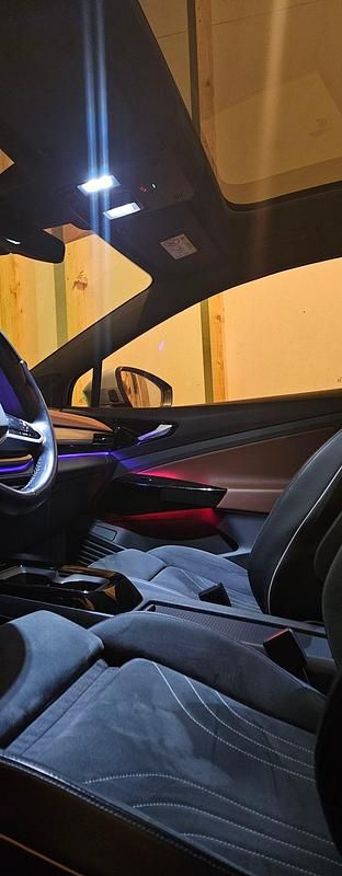 Begagnad VW ID.4 Pro Performance 150 kW (204 HK) 2021 Metallic SUV