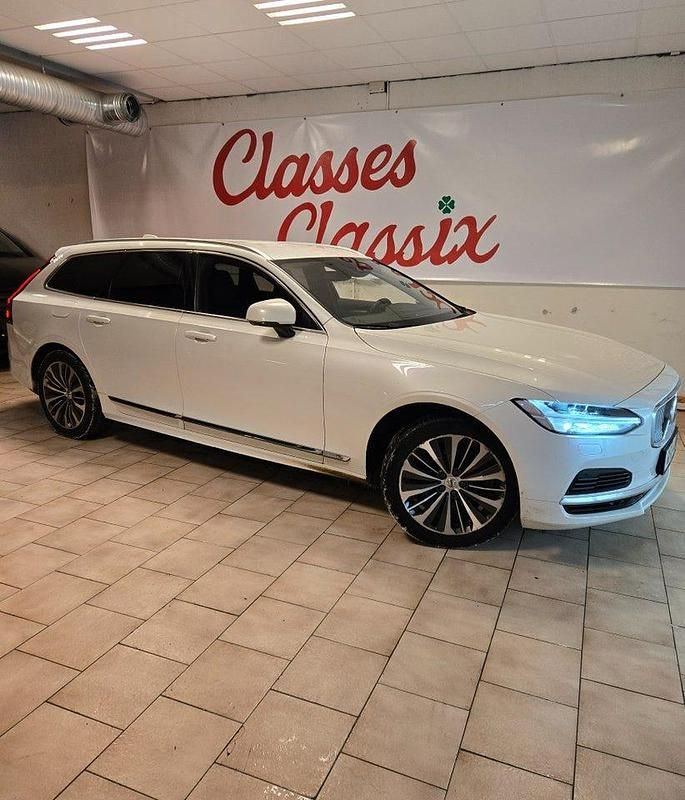 Vitmetalic/pearl Begagnad 2023 Volvo V90 Inscription Kombi | 349 900 kr - Bild 1/4