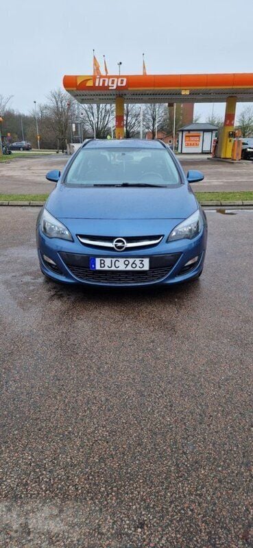 Blå Begagnad 2015 Opel Astra Enjoy Kombi | 69 000 kr (Bra pris) - Bild 1/4