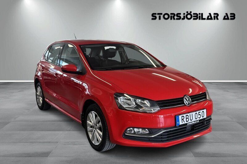 Röd Begagnad 2016 VW Polo Halvkombi | 129 000 kr (Marknadspris) - Bild 1/4