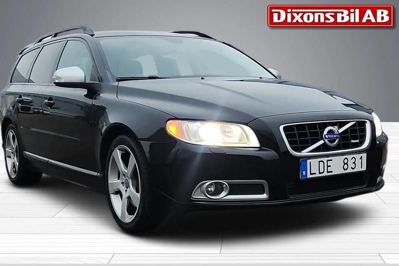 Svart Begagnad 2011 Volvo V70 R-Design Kombi | 109 000 kr (Lite dyr) - Bild 1/4
