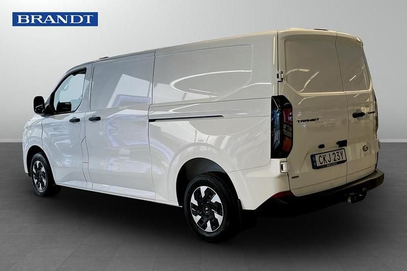 Ny Ford Transit 2026 Vit Sedan