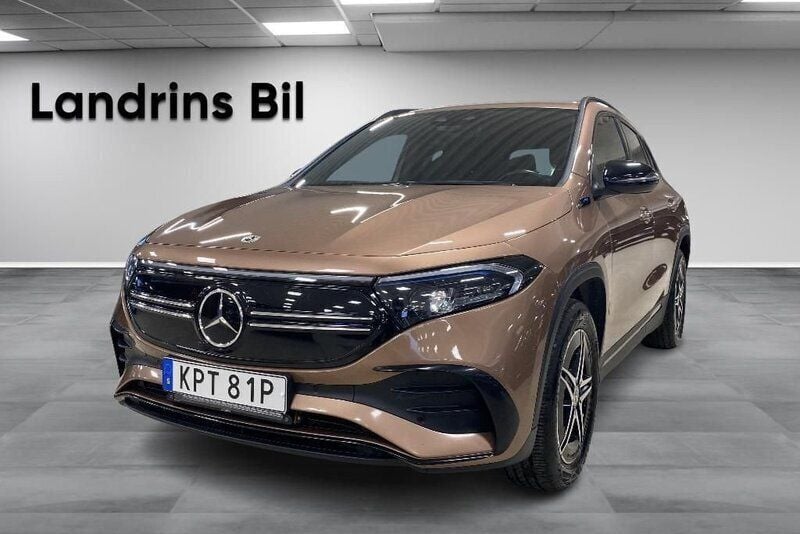 Ljusbrun Begagnad 2022 Mercedes EQA300 AMG SUV | 369 000 kr (Marknadspris) - Bild 1/4
