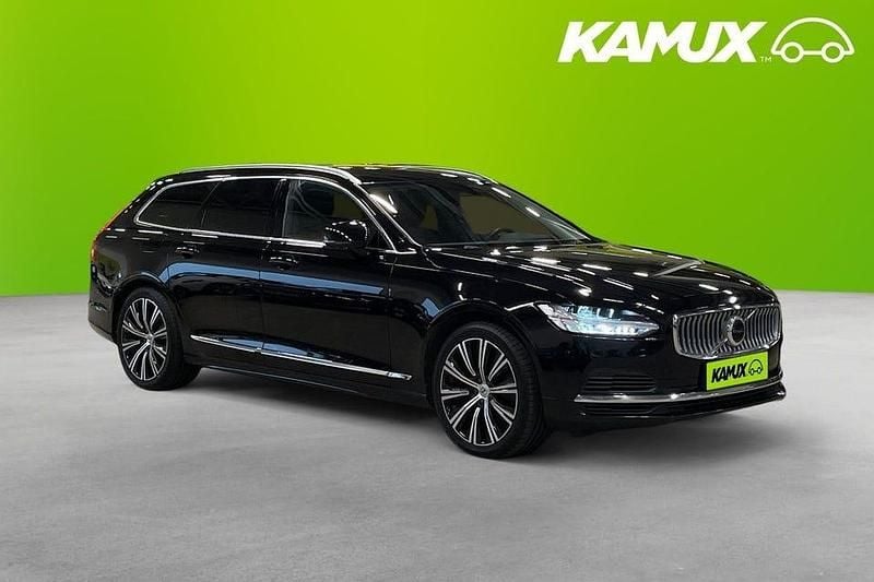 Svart Begagnad 2023 Volvo V90 Core Kombi | 348 900 kr (Superpris) - Bild 1/3