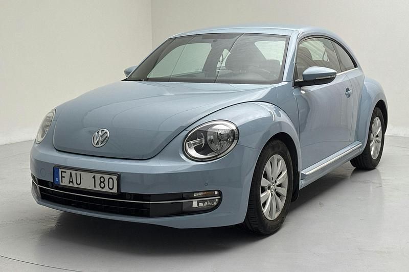 Ljusblå Begagnad 2013 VW Beetle | 82 000 kr - Bild 1/4
