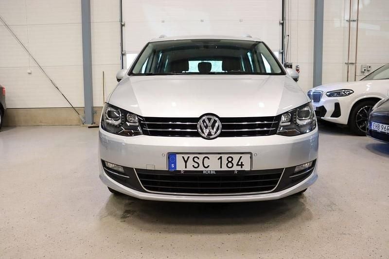 Begagnad VW Sharan GT 184 HK (135 kW) 2017 Silver Minibuss