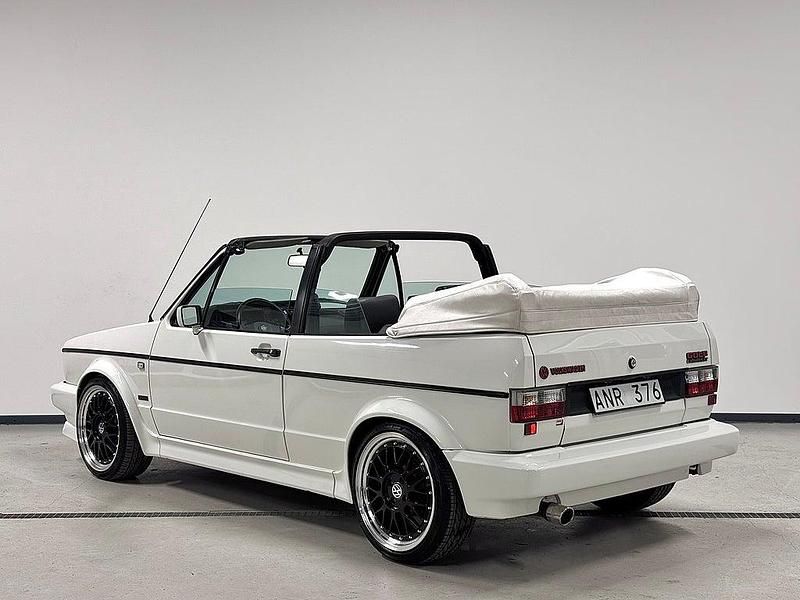 Begagnad VW Golf Cabriolet Karmann 98 HK (72 kW) 1991 Vit Cab