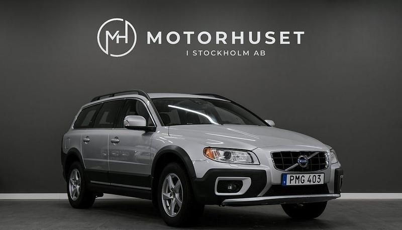 Begagnad Volvo XC70 Momentum 163 HK (119 kW) 2013 Ljusgrå Kombi