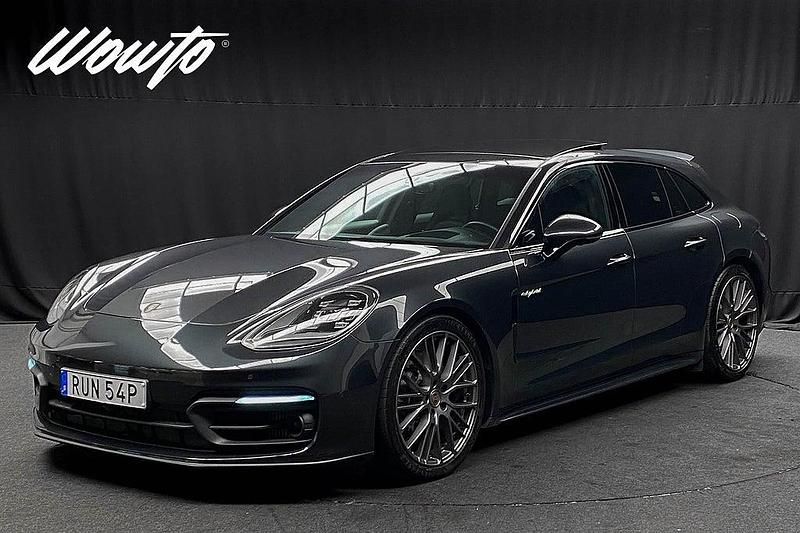 Grå Begagnad 2022 Porsche Panamera 4 Sport Turismo Sedan | 759 800 kr (Bra pris) - Bild 1/3