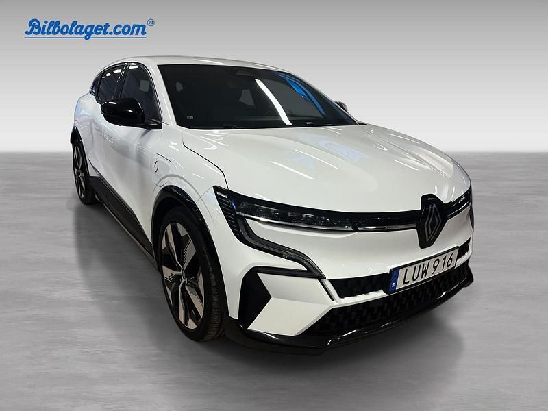 Vit Begagnad 2023 Renault Mégane IV Techno Halvkombi | 289 000 kr (Lite dyr) - Bild 1/4