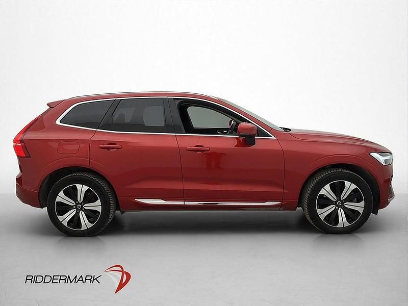 Begagnad Volvo XC60 Inscription 350 HK (257 kW) 2022 Röd SUV