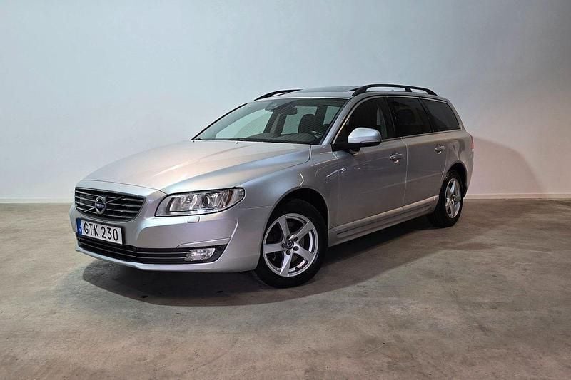 Silver Begagnad 2016 Volvo V70 Momentum Kombi | 154 800 kr (Marknadspris) - Bild 1/3