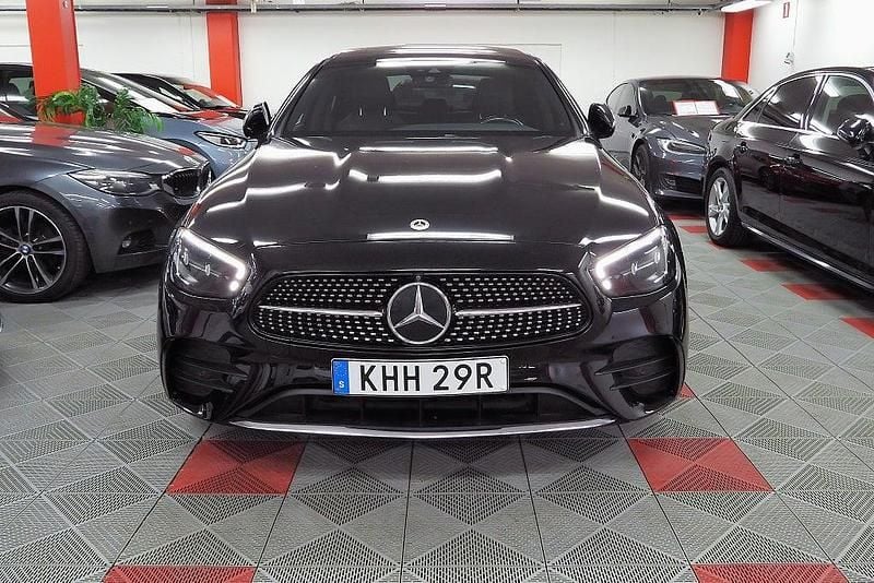 Begagnad Mercedes E300 AMG 306 HK (225 kW) 2022 Svart Sedan