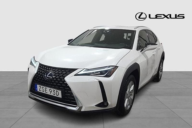 Vit Begagnad 2019 Lexus UX 250h SUV | 279 900 kr (Marknadspris) - Bild 1/4