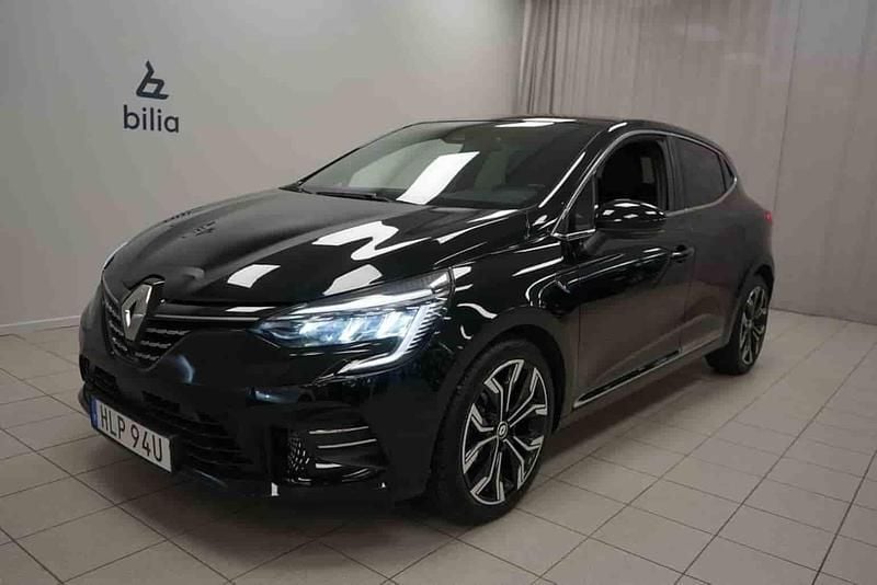 Begagnad Renault Clio V 2023 Svart Halvkombi