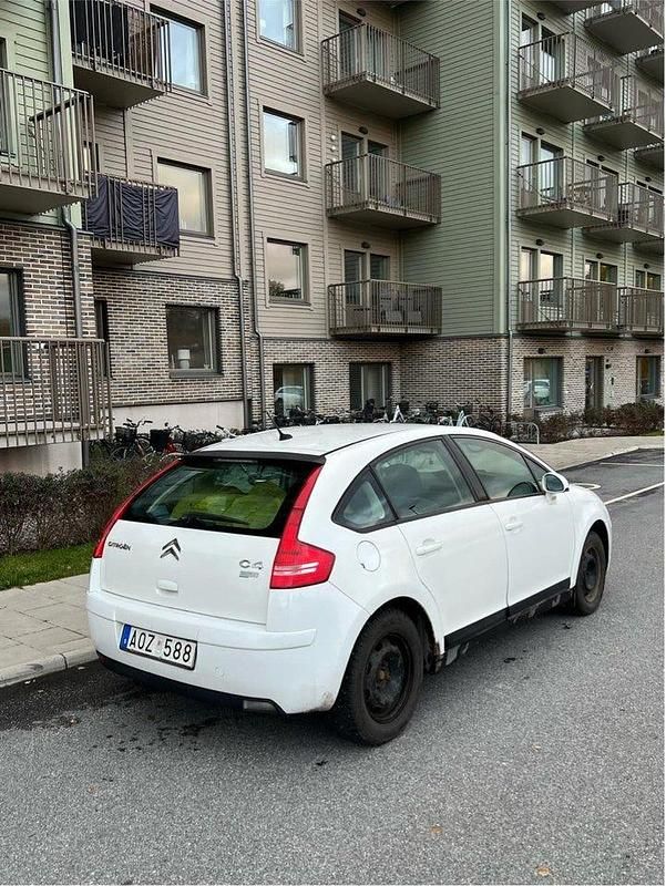Begagnad 2008 Citroën C4 Halvkombi | 20 000 kr (Bra pris) - Bild 1/4