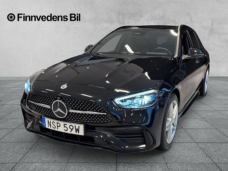 Svart Begagnad 2023 Mercedes C300e Kombi | 519 900 kr - Bild 1/4