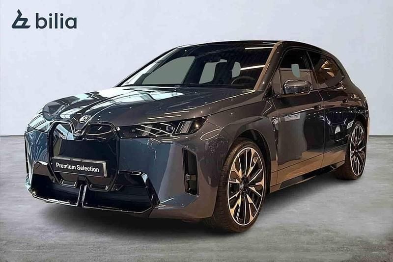 Blå Begagnad 2025 BMW iX SUV | 1 089 900 kr - Bild 1/1