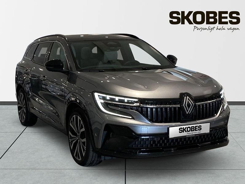 Grå Begagnad 2025 Renault Espace Iconic Minibuss | 424 500 kr (Marknadspris) - Bild 1/3
