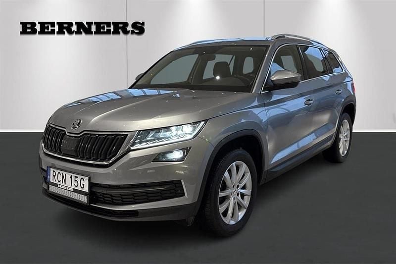 Grå Begagnad 2020 Skoda Kodiaq Style SUV | 238 900 kr (Lite dyr) - Bild 1/4