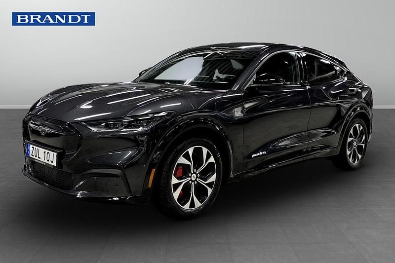 Grå Begagnad 2022 Ford Mustang Mach-E SUV | 449 000 kr (Lite dyr) - Bild 1/4