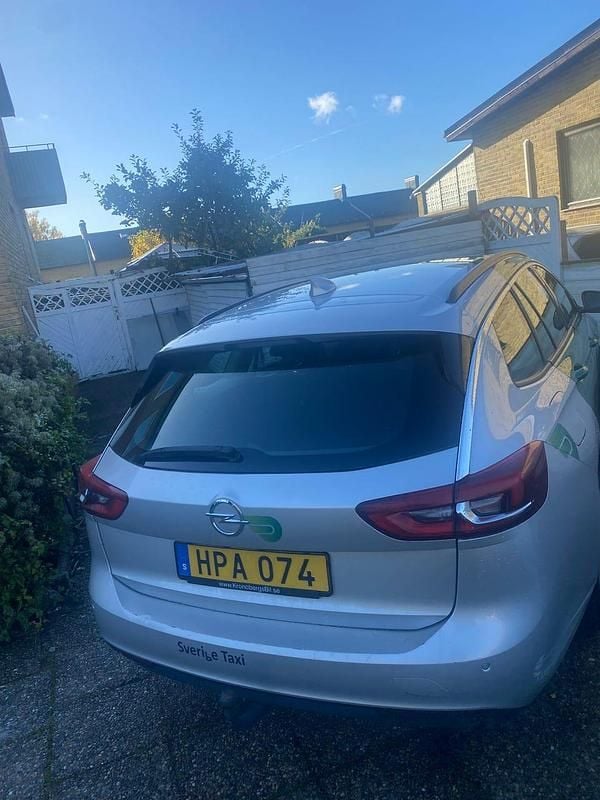Begagnad 2018 Opel Insignia Kombi | 65 000 kr - Bild 1/4