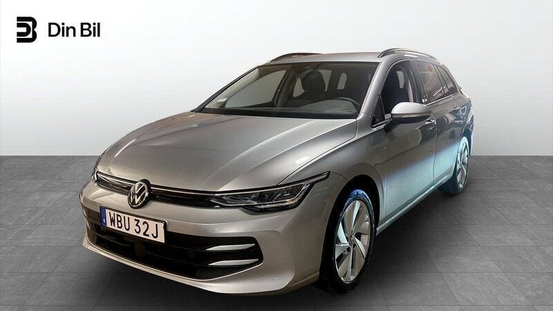Silver Ny 2024 VW Golf VIII Comfortline Kombi | 299 900 kr - Bild 1/4