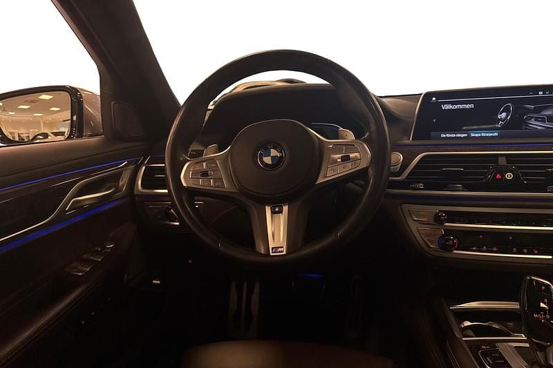 Begagnad BMW 745e M Sport 2020 Grå Sedan