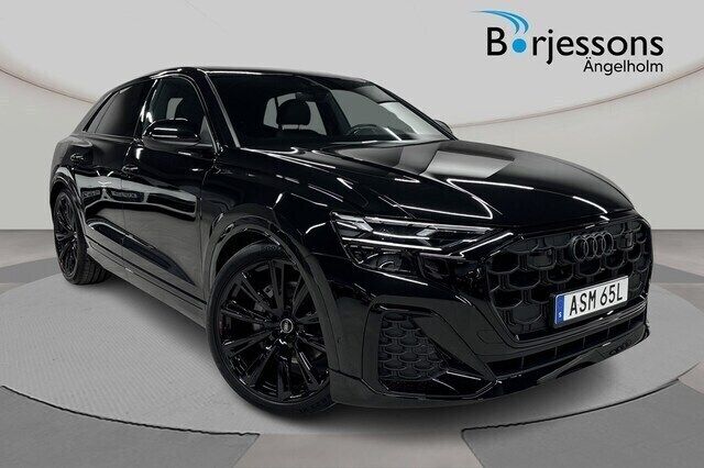 Svart Ny 2024 Audi Q8 S-Line SUV | 929 000 kr (Superpris) - Bild 1/4