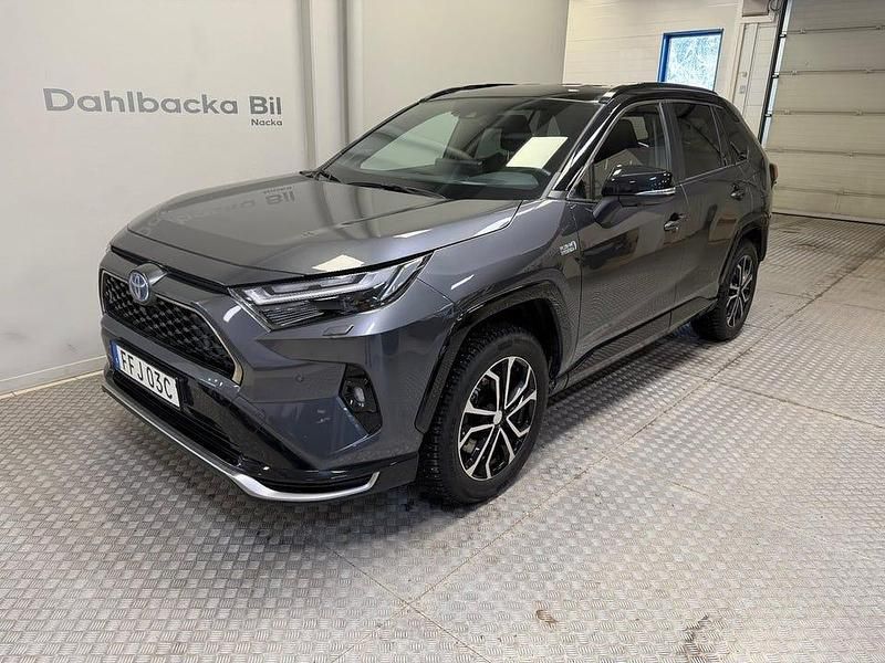 Begagnad Toyota RAV4 306 HK (225 kW) 2024 Grå SUV
