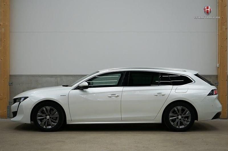 Begagnad Peugeot 508 SW Allure 224 HK (164 kW) 2021 Vit Kombi