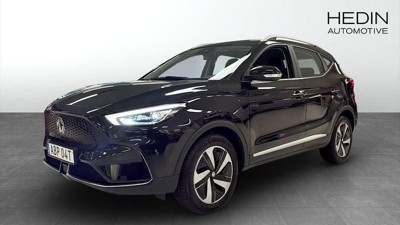 Svart Begagnad 2022 MG ZS Comfort SUV | 224 900 kr (Marknadspris) - Bild 1/4