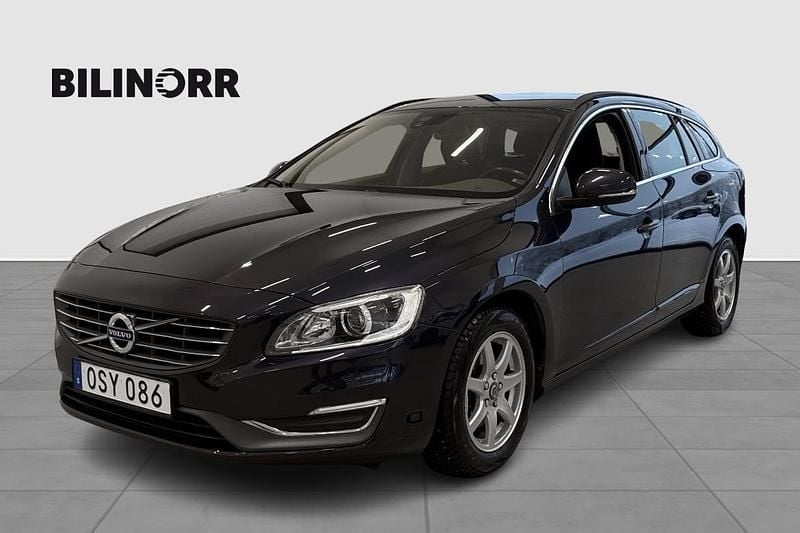 Blå Begagnad 2014 Volvo V60 Kombi | 169 900 kr (Dyr) - Bild 1/4