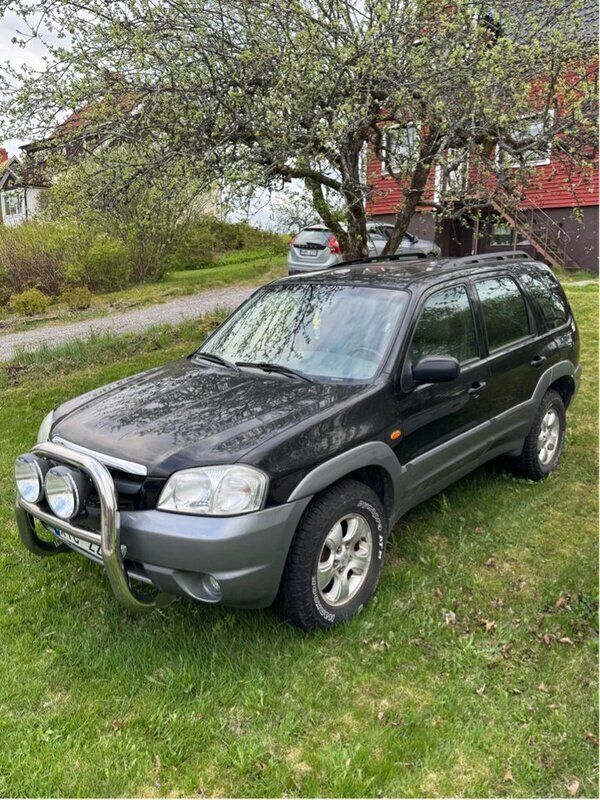 Svart Begagnad 2001 Mazda Tribute SUV | 8 500 kr - Bild 1/2