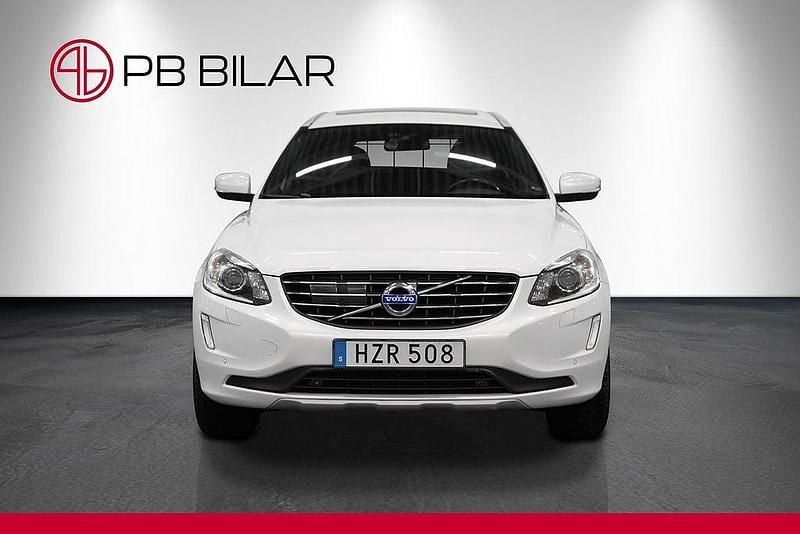 Begagnad Volvo XC60 Ocean Race 220 HK (161 kW) 2015 Vit SUV