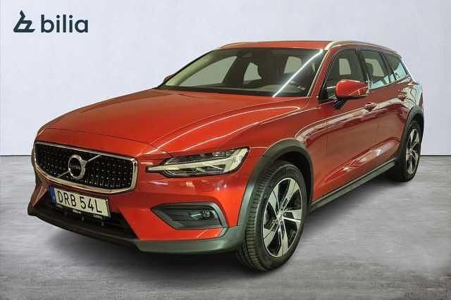 Röd Begagnad 2020 Volvo V60 CC Kombi | 289 000 kr (Marknadspris) - Bild 1/3