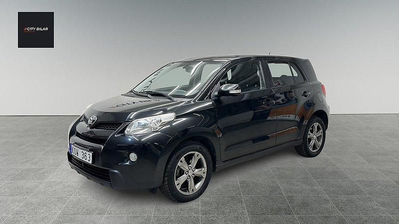 Svart Begagnad 2009 Toyota Urban Cruiser SUV | 74 900 kr (Lite dyr) - Bild 1/4