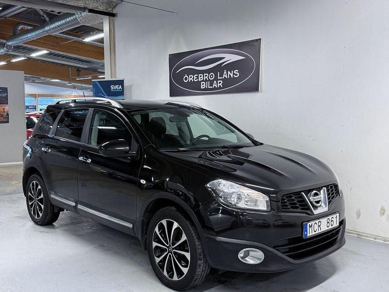 Svart Begagnad 2012 Nissan Qashqai +2 SUV | 79 900 kr (Bra pris) - Bild 1/4