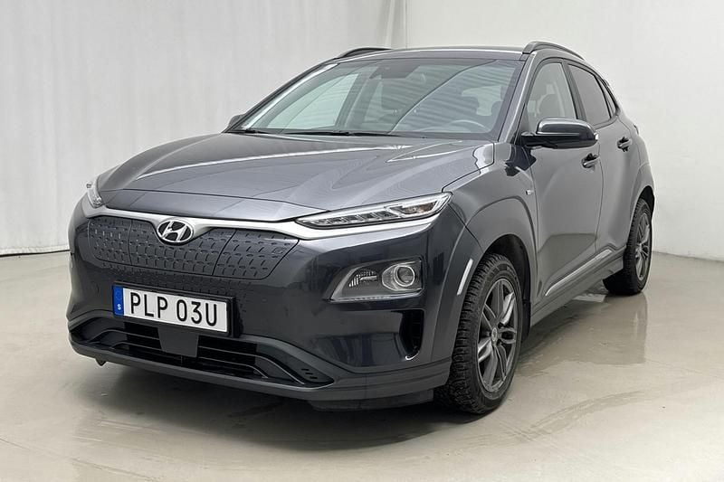 Grå Begagnad 2020 Hyundai Kona Premium SUV | 210 000 kr (Bra pris) - Bild 1/4