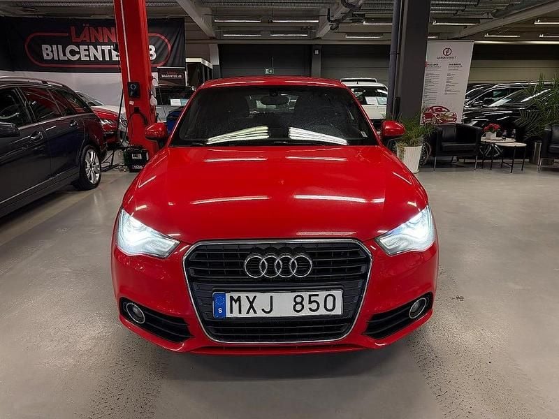Begagnad Audi A1 Proline 105 HK (77 kW) 2012 Misanoröd pärleffekt Halvkombi