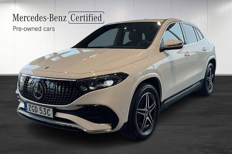 Vit Begagnad 2024 Mercedes EQA250+ AMG SUV | 484 900 kr (Superpris) - Bild 1/4