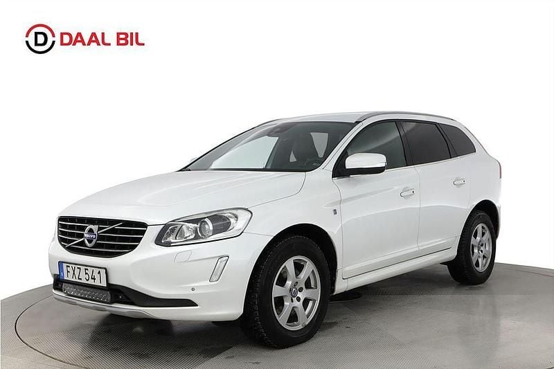 Begagnad Volvo XC60 Ocean Race 190 HK (139 kW) 2015 Vit SUV